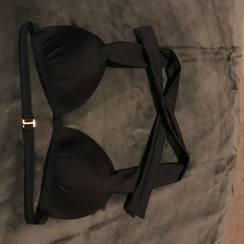 Gianni Bini bikini top